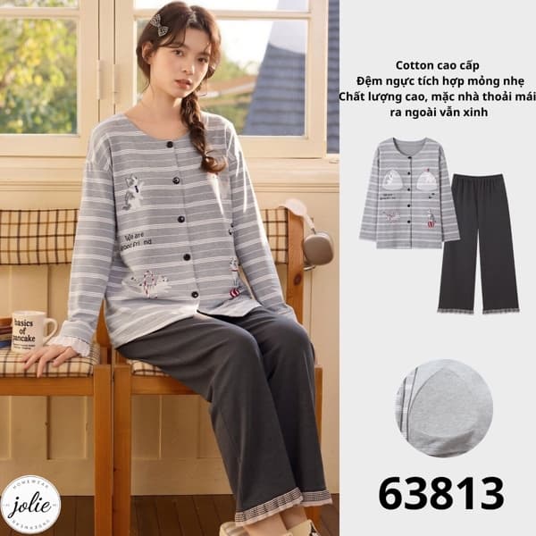 Bộ đồ ngủ dài tay cổ tròn có khuy cotton, đệm ngực